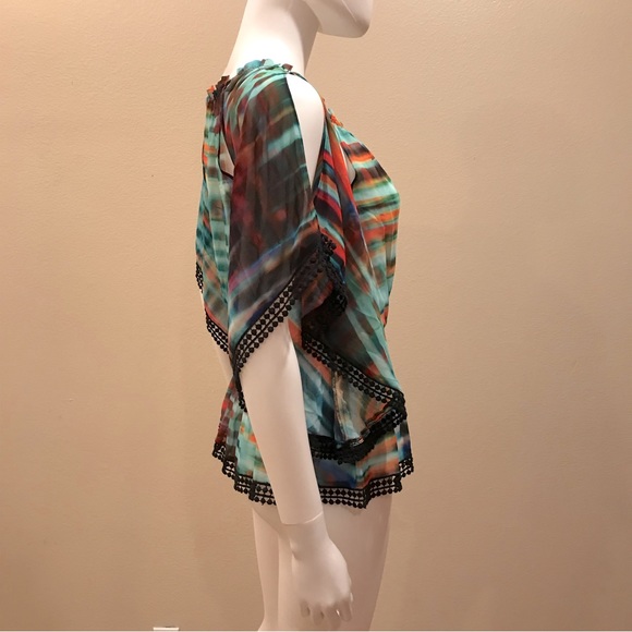 Bebe Semi Sheer Boho Peplum Blouse Size Small Wing Sleeve Pom Pom Trim Colorful - Picture 9 of 14